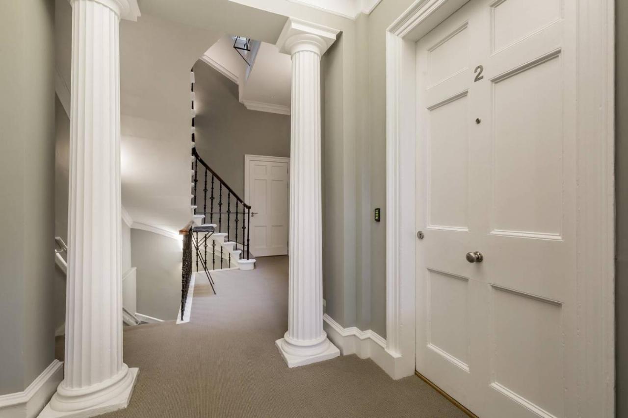 Joivy Luxurious 2Br Home Near Haymarket Station Edinburg Exteriör bild