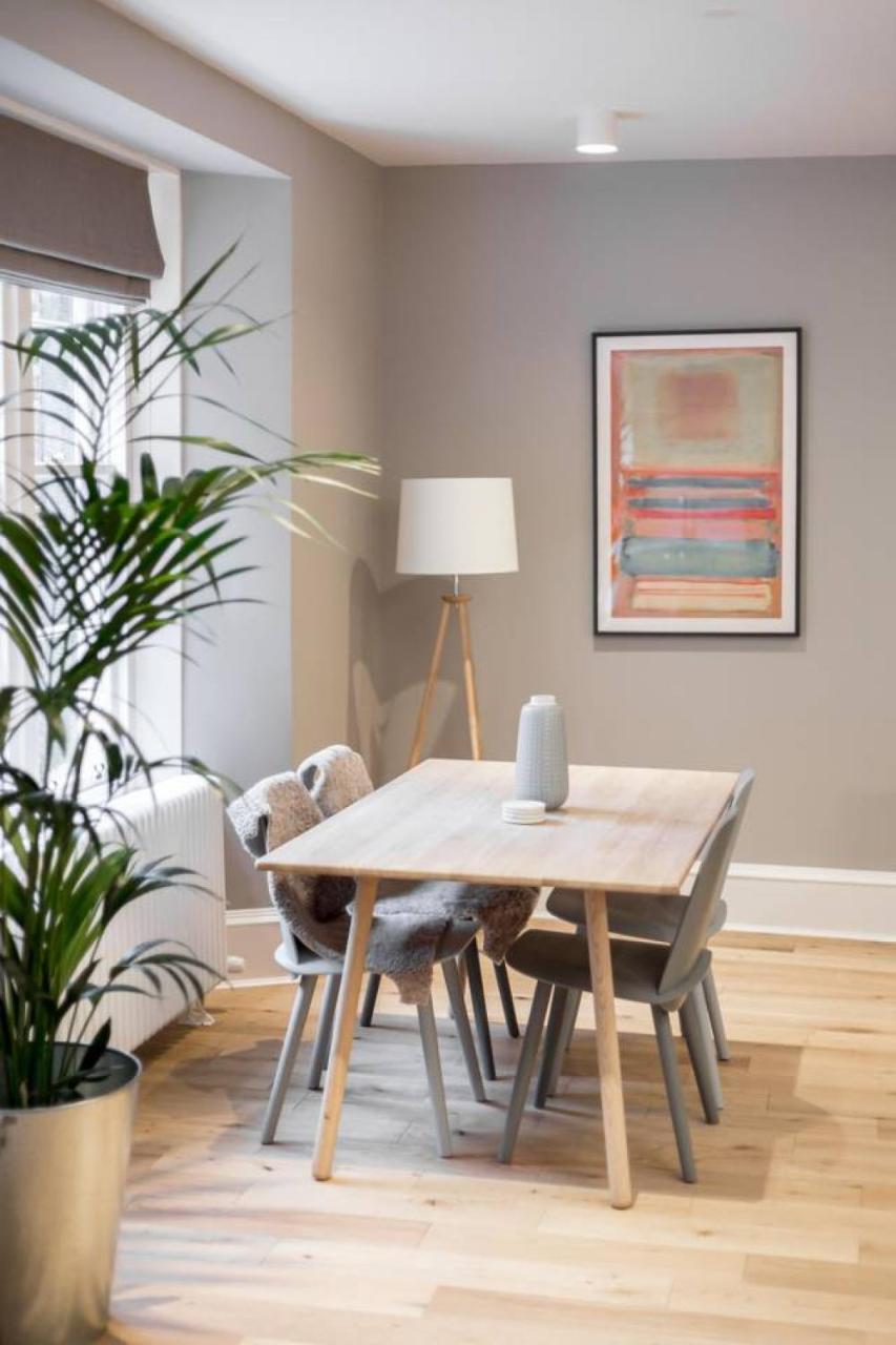 Joivy Luxurious 2Br Home Near Haymarket Station Edinburg Exteriör bild