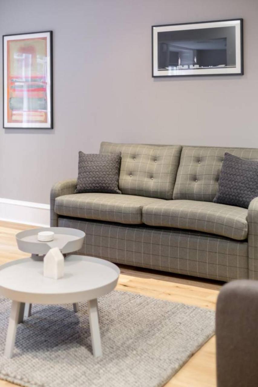Joivy Luxurious 2Br Home Near Haymarket Station Edinburg Exteriör bild